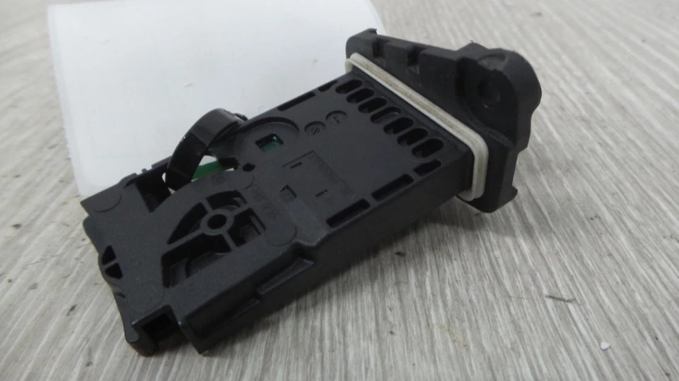 FORD TRANSIT CUSTOM AIR FLOW METER 2.0, DIESEL, VN, 05/19- 2019 2000 - image 3 of 4