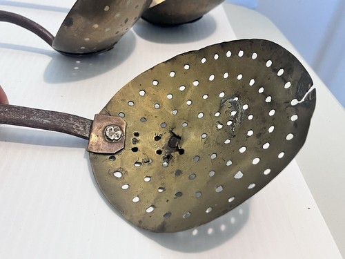 LOT 3 ANTIQUE PRIMITIVE BRASS BOWL IRON LADLE SPOONS - Picture 7 of 11