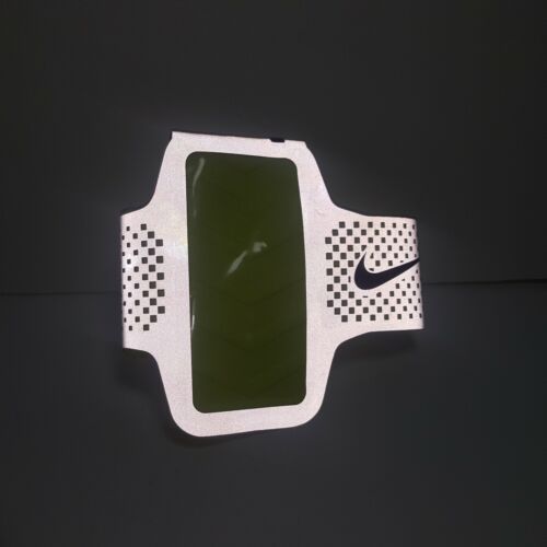 NIKE Vapor Flash Adjustable Arm Band iPhone iPod Device Carrier Run Training Mp3 - Picture 2 of 9