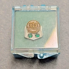 State of Delaware Seal Employee Service Award Tie/Lapel Pin w/2 Emerald Stones
