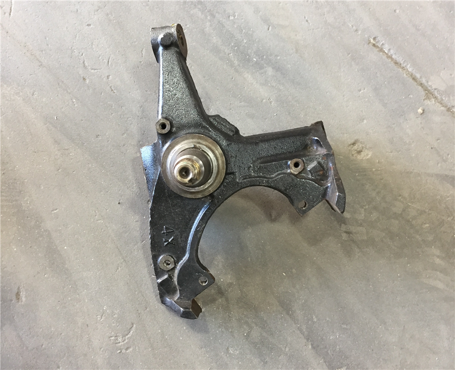 New TO OEM Spindle Knuckle GM 95-02 L Driver 8 Lug Savana New TO OEM Spindle Knuckle GM 95-02 L Driver 8 Lug Savana