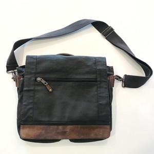 andrew marc messenger bag