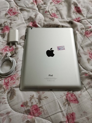 Apple ipad 4 eme Gene 9,7" 16GB wifi - A1458 - ref B1 - Photo 2/2