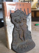 vintage CAST-IRON bookend 1926 -gift house NYC - very heavy  - ART-DECO