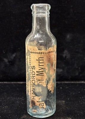 1870's Hanford s Balsam Of Myrrh 12 Sided Bottle With Original Paper Label NY