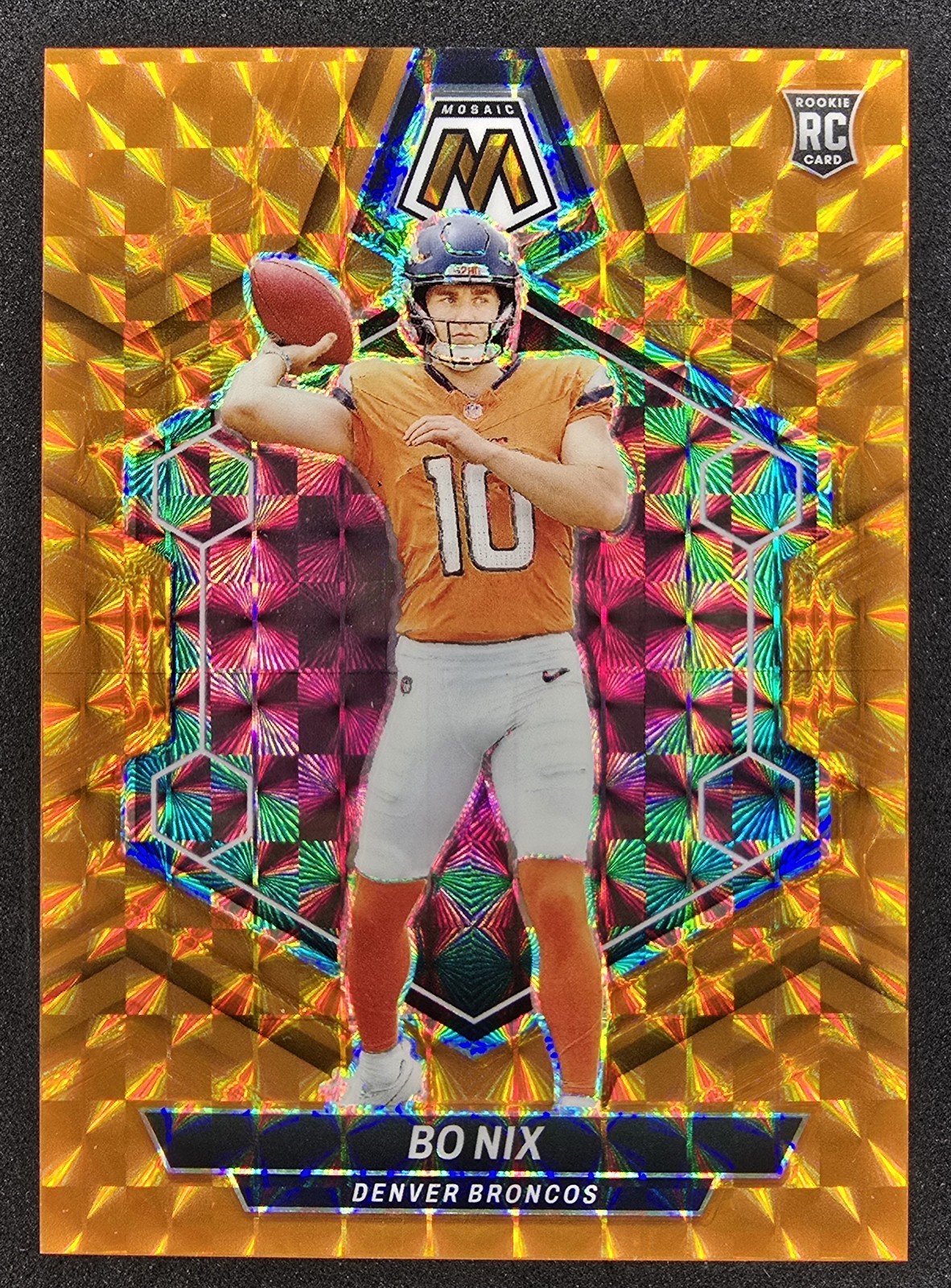 2024 Panini Mosaic - Rookies Bo Nix #312 Orange Mosaic Prizm /199 (RC)