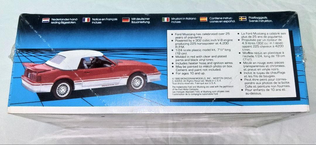 Monogram Ford Mustang GT 1989 Convertible 1/24 Scale Model
