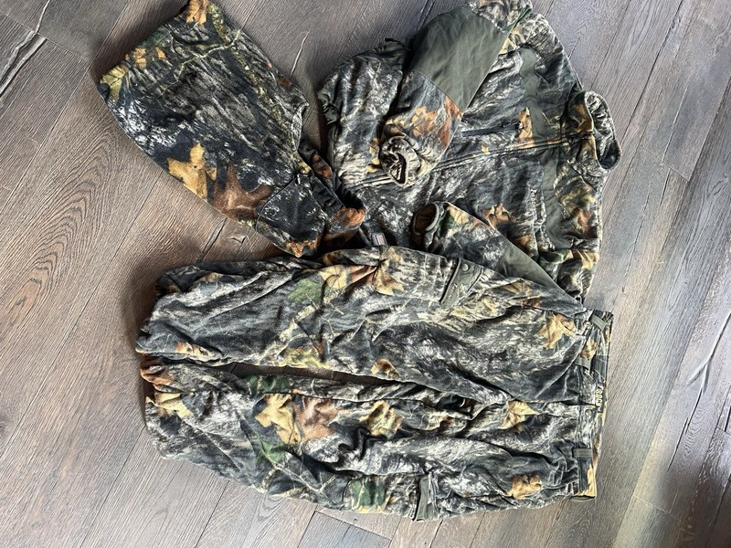Rocky Coat, Pants, Hoodie Men’s XL