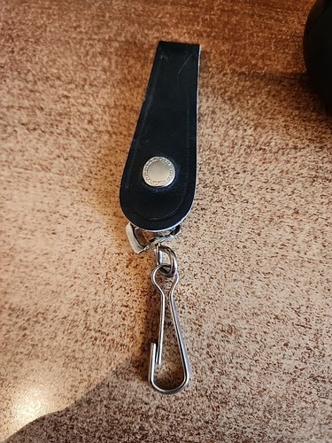 Vintage Leather Belt Holder Loop Metal Clip On Keychain Key Ring Chain Biker