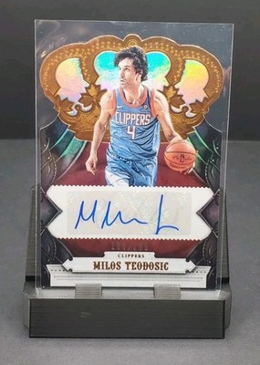 2017-18 Panini Crown Royale - Crown Rookie Autographs Milos Teodosic #CR-MTT