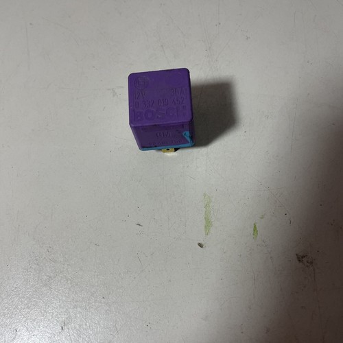 Relais Opel 0332019452