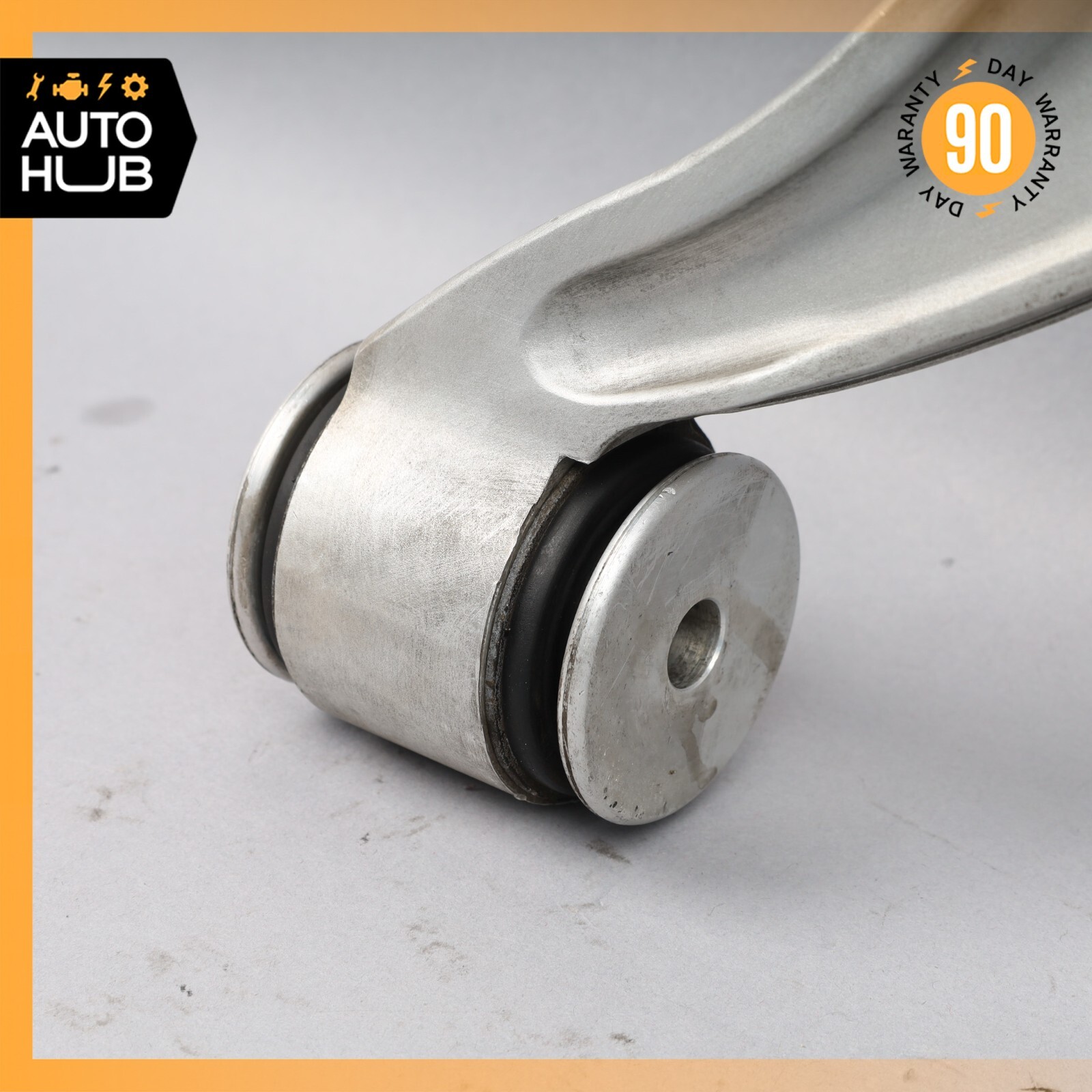 11-19 Maserati Quattroporte M139 Front Left Side Lower Control Arm 3206581 OEM