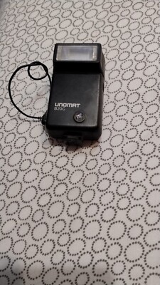 Electronic FLASH UNOMAT B20C for Analog Camera (Vintage) - PA Condition
