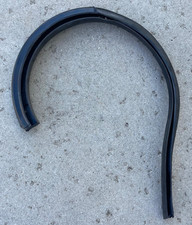 Ford Thunderbird Rubber Rear Body To Bumper Seals Right Side 1961-1963 61-63 Oem