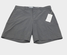 Tommy Bahama Hombre Chip Shot Pantalón Corto en Gris Niebla Talla 46LG