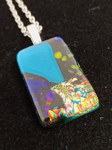 Hand Crafted Dichroic Fused Glass Pendant W/Chain #1500 - 第 2/4 張圖片