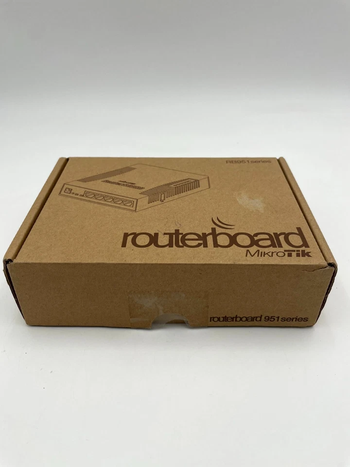 Mikrotik RouterBoard RB951 Wireless AP Router White Single-Band 5-Port Gigabit - Image 2 of 4