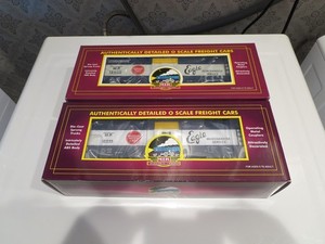 2 MTH PREMIER MISSOURI PACIFIC MOPAC PS1/AAR BOXCARS, BOTH BRAND NEW!