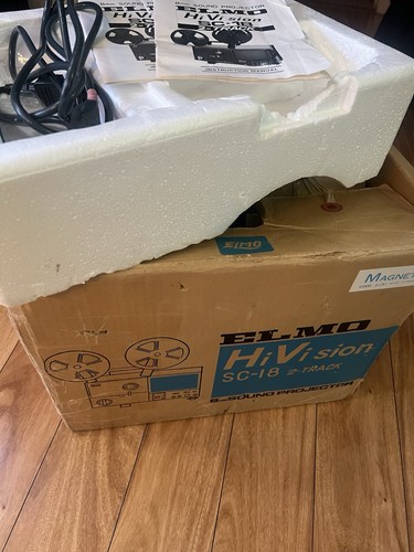 Elmo SC-18 Super 8mm Projector Built In Screen Option  New Belts - Afbeelding 7 van 9