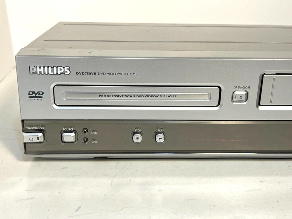 Philips DVD750VR Leitor de DVD/VCR VHS Gravador de Cassete Combo Testado Funcionando - Imagem 2 de 4