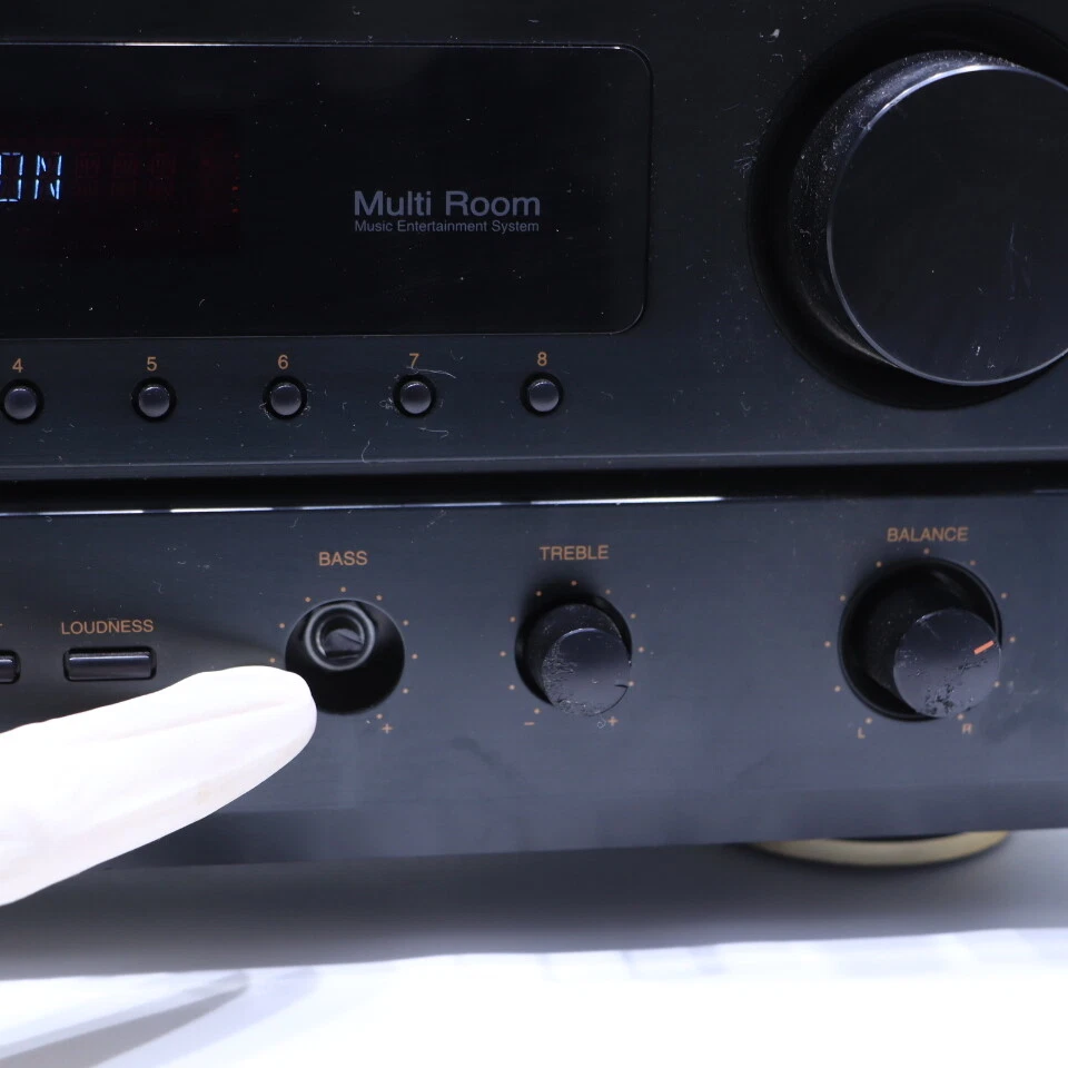 DENON DRA-685 MULTI-ROOM AM FM STEREO RECEIVER - Image 4 of 4