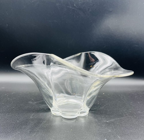 Clear Glass Crimped Serving Bowl - Picture 1 of 4