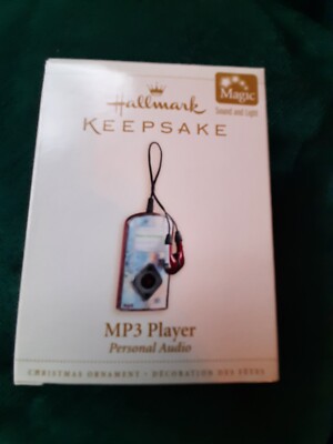 2006 Hallmark Keepsake Christmas Ornament MP3 Player Magic SOUND & LIGHT