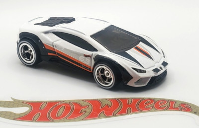 Hot Wheels WHEEL SWAP Lamborghini Huracan Sterrato 11/13 mm Chrome 5 Spokes New