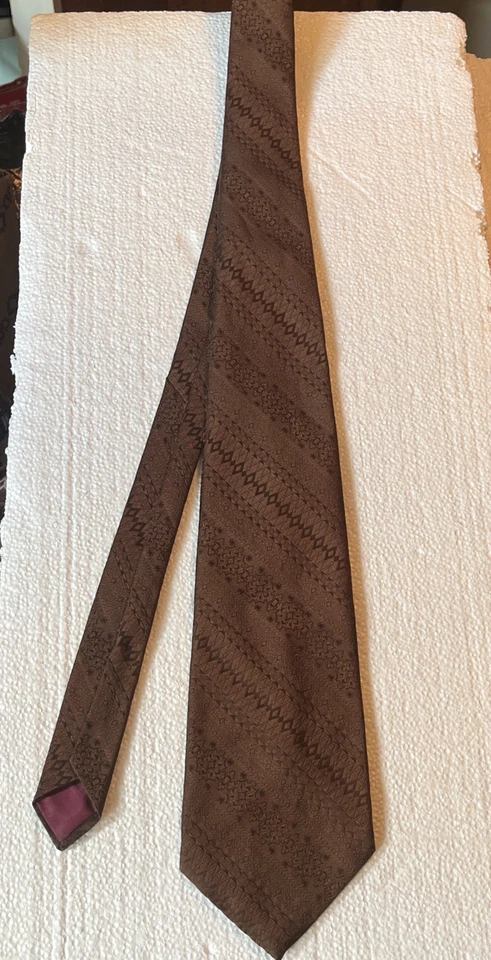 Corbata de vestir vintage para hombre marrón achicolate 4,5” ancha Bonds Bro 58” Foto 2 de 4