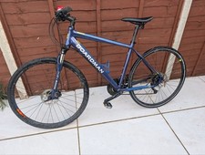Boardman Hybrid Bike Bicycle, Suntour Suspension Fork, Disc Brakes, 700c