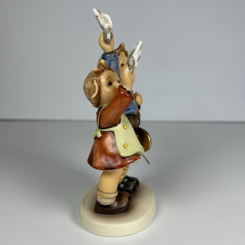 Goebel Hummel "Auf Wiedersehen" #153 Figurine Final Issue TMK8 5.5” Tall 2000 - Picture 3 of 11