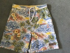 Tommy Hilfiger Hawaiian Floral Print Swim Trunks Size Large