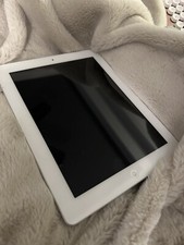 Apple iPad 3rd Gen. 16GB, Wi-Fi, 9.7in - White