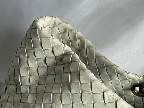 BOTTEGA VENETA Intrecciato Roma Leather Tote Bag Classic Color Authentic - Picture 4 of 11