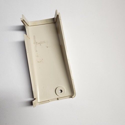 JC PENNEY 7057 RICAMBI macchina da cucire tappo terminale / parte piastra frontale laterale naso con vite - Foto 4 di 5