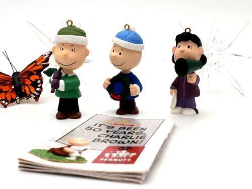 Ornamenti Hallmark Snoopy Christmas Charlie Brown Lucy & Linus 50° anniversario - Foto 3 di 12