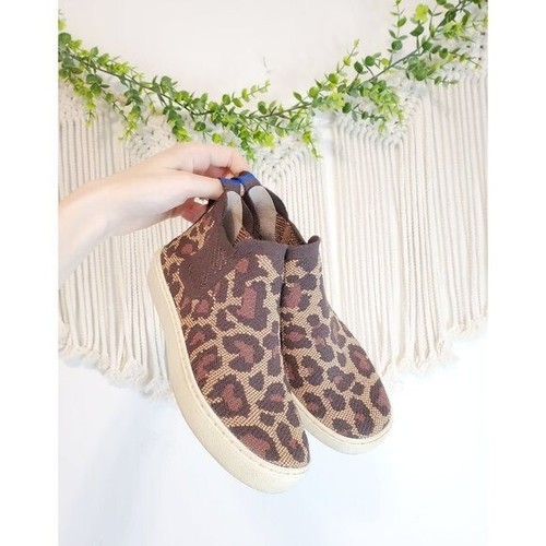 rothys leopard sneaker