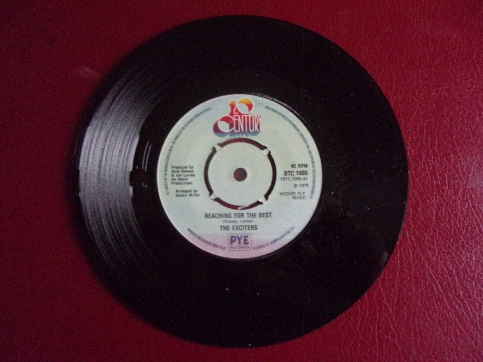 7" SINGLE THE EXCITERS REACHING FOR THE BEST BTC 1005 1975 eBay