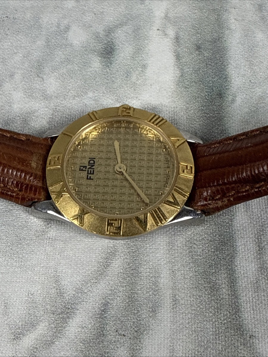 Fendi Zucca-patterned Dial FF Logo 2000L Quartz Watch Women