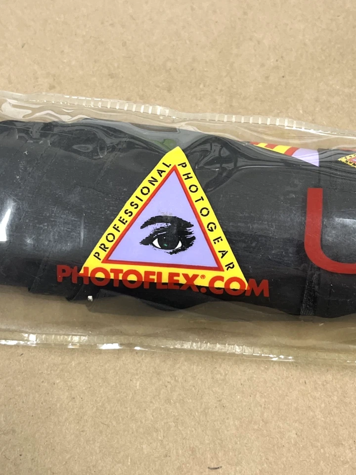 nuevo Photoflex UM-ADH45 45" Paraguas Plateado Ajustable para Luces Estroboscópicas o Calientes Foto 3 de 4