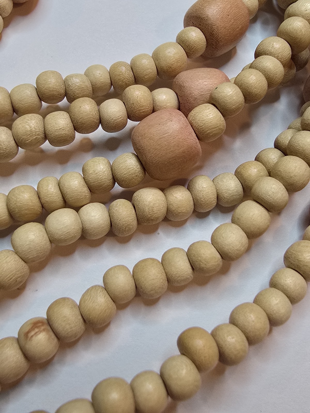 Beautiful boho statement necklace featuring a det… - image 9