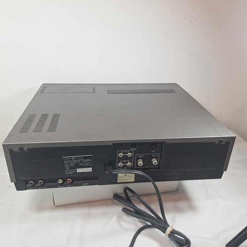 GE Modelo 1 VCR0005W ‐ VHS VCR VCR Carga Superior ‐ VCR, Probado, Funciona - Imagen 11 de 15