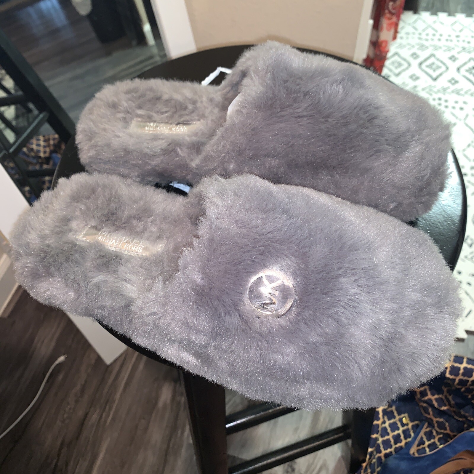 Michael Kors Grey Silver Jet Set Women s Faux Fur Sli Gem