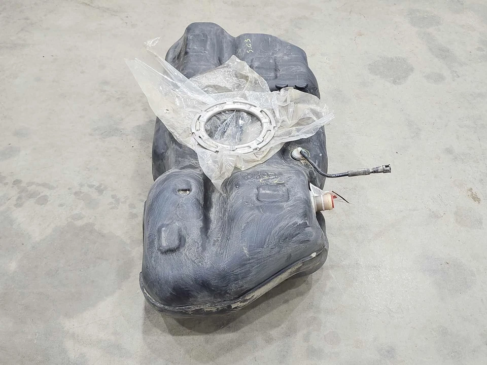 Conjunto de tanque de combustível 14-15 Nissan Versa original do fabricante 172023AN0A - Imagem 4 de 4