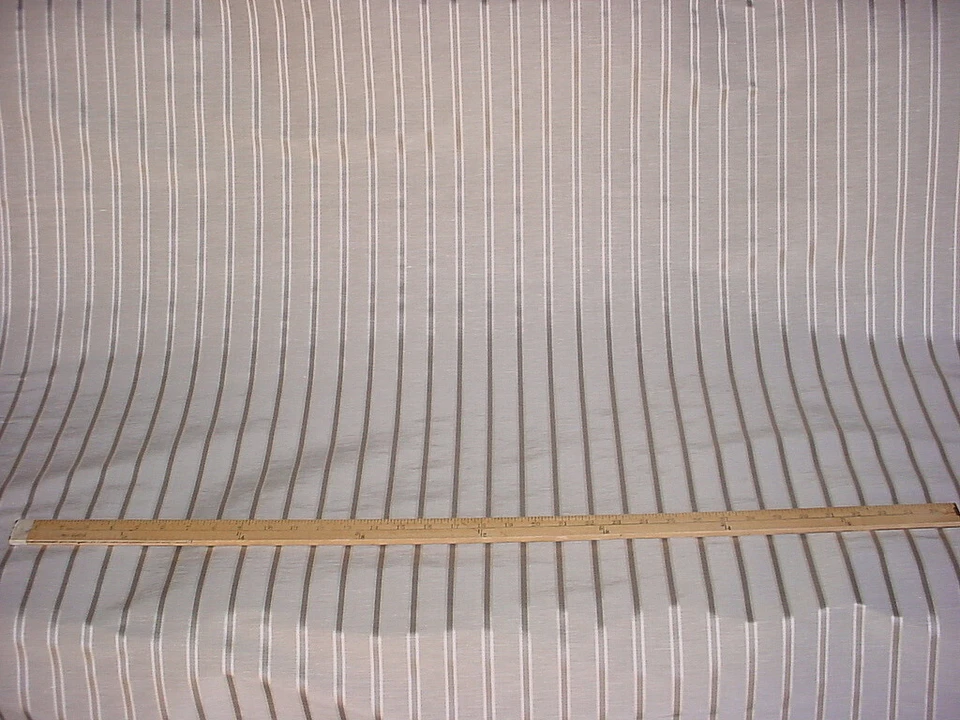 Tela de tapicería para cortinas minerales Laurentin 2-3/4 años Ralph Lauren LFY67101F Foto 2 de 4