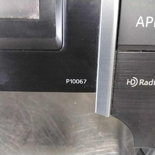 2012-2013 Toyota Camry Radio Display Screen And Receiver ID P10067 - Picture 3 of 5