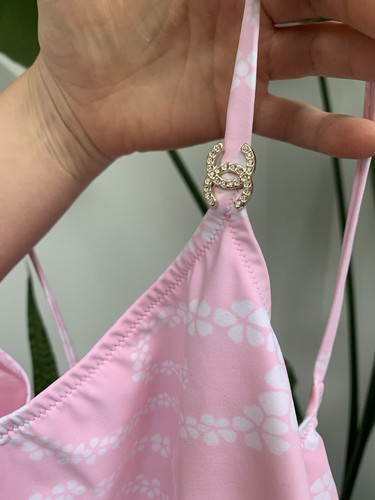 CHANEL 25M COCO BEACH Rose/white CC logo Swimsuit Bodysuit Size 38 New/receipt - Picture 9 of 23