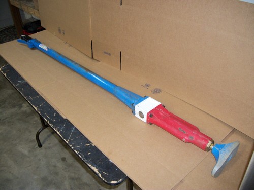 RELIABLE EQUIPMENT HYDRAULIC POLE TAMPER 70 INCHS LONG