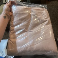 Pink King Size Duvet Cover Set, Comes With 2 Pillow Cases