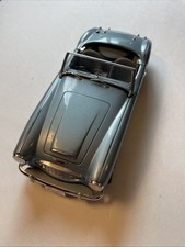 AUTOart Millennium Austin Healey 3000 Blue&White 1:18 Scale Die Cast Model Car